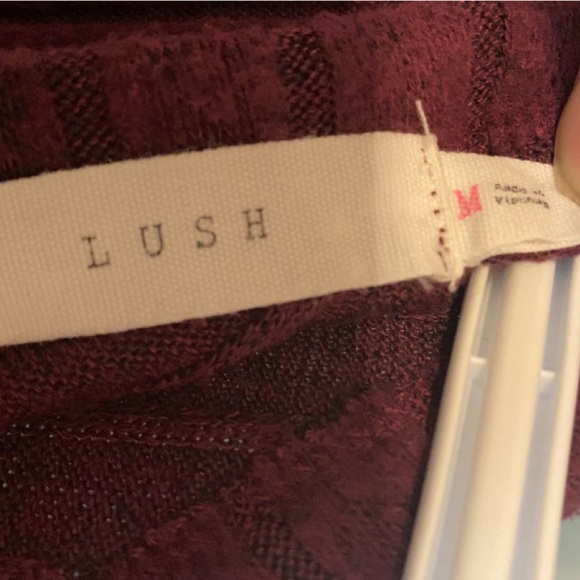 Lush V-neck Longsleeve Maroon/Burgandy - Picture 2 of 3